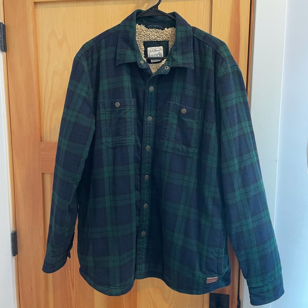 LL Bean Sherpa-Lined Flannel Shirt, Scotch Plaid, Large slightly fitted